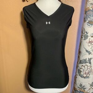 Under Armour Black V-Neck Tank Size Medium